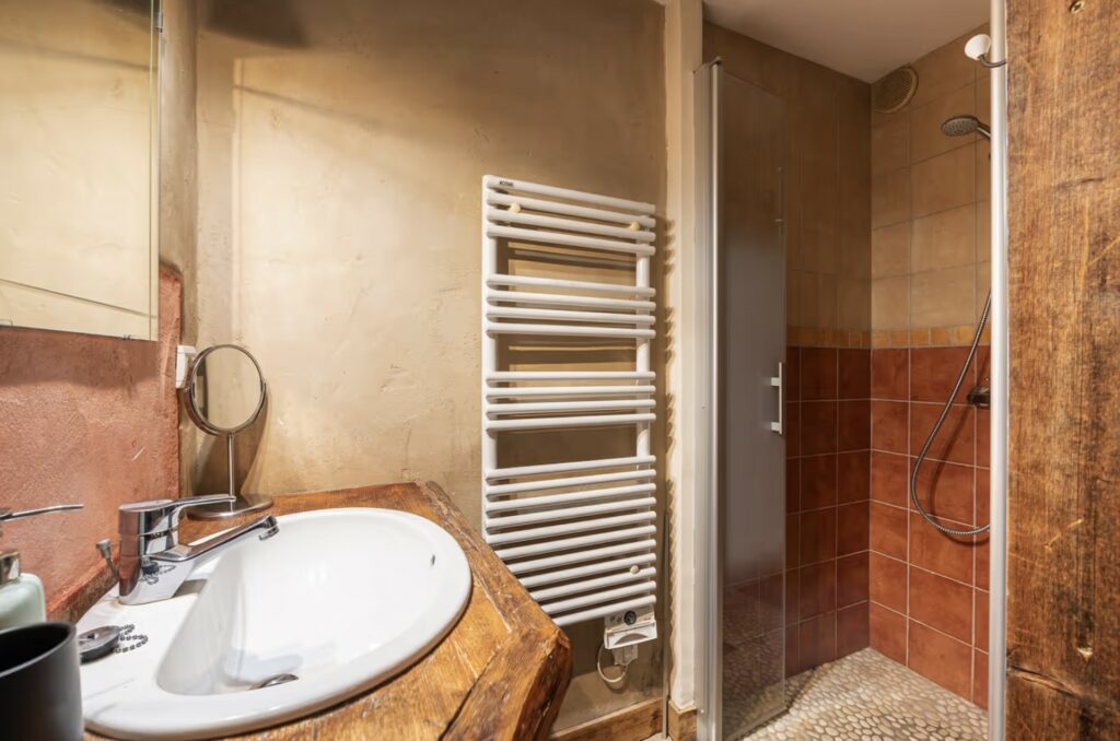 Salle de bain 1 du Chalet Alouette, douche